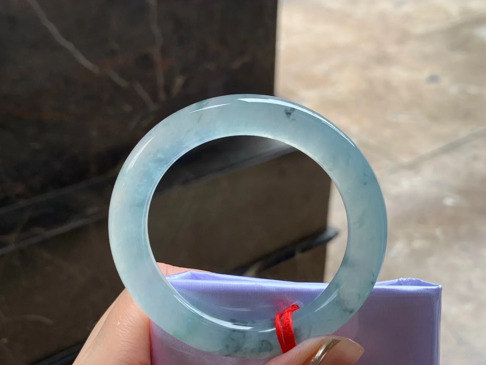 冰乌鸡福镯
种老水足 50.9/10.2/9.6mm