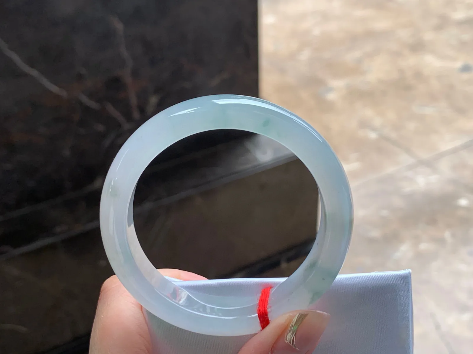 冰飘花手镯
干净清爽 51.5/11.9/7.8mm