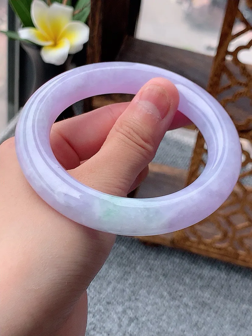 a货翡翠老坑春彩紫罗兰飘绿胖圆条手镯57-58圈口 尺寸57×11.6mm 重量82.40g 0531