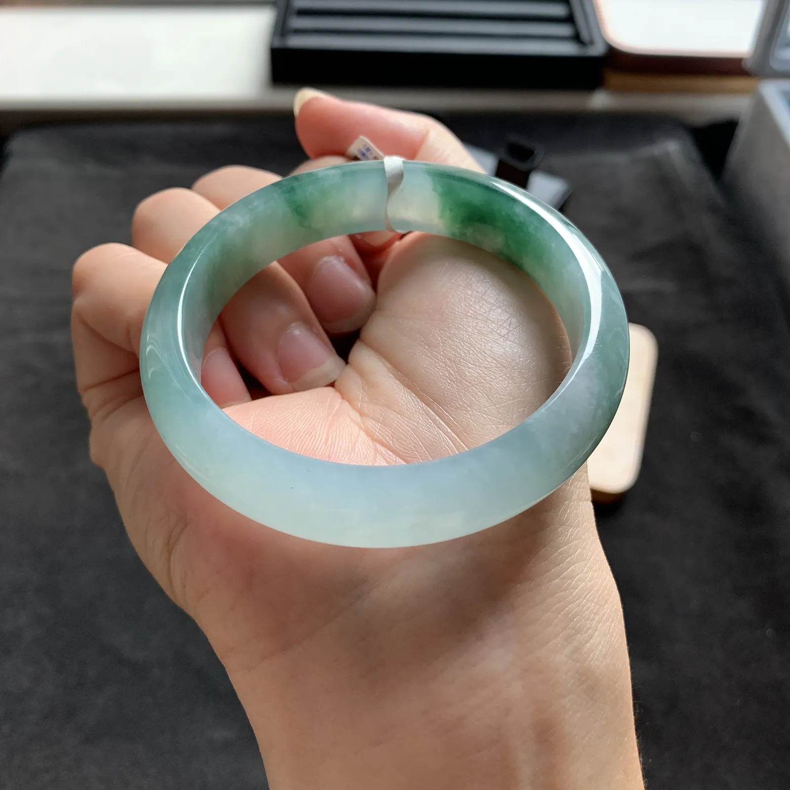 58圈口 翡翠手镯 糯冰种水飘绿手镯