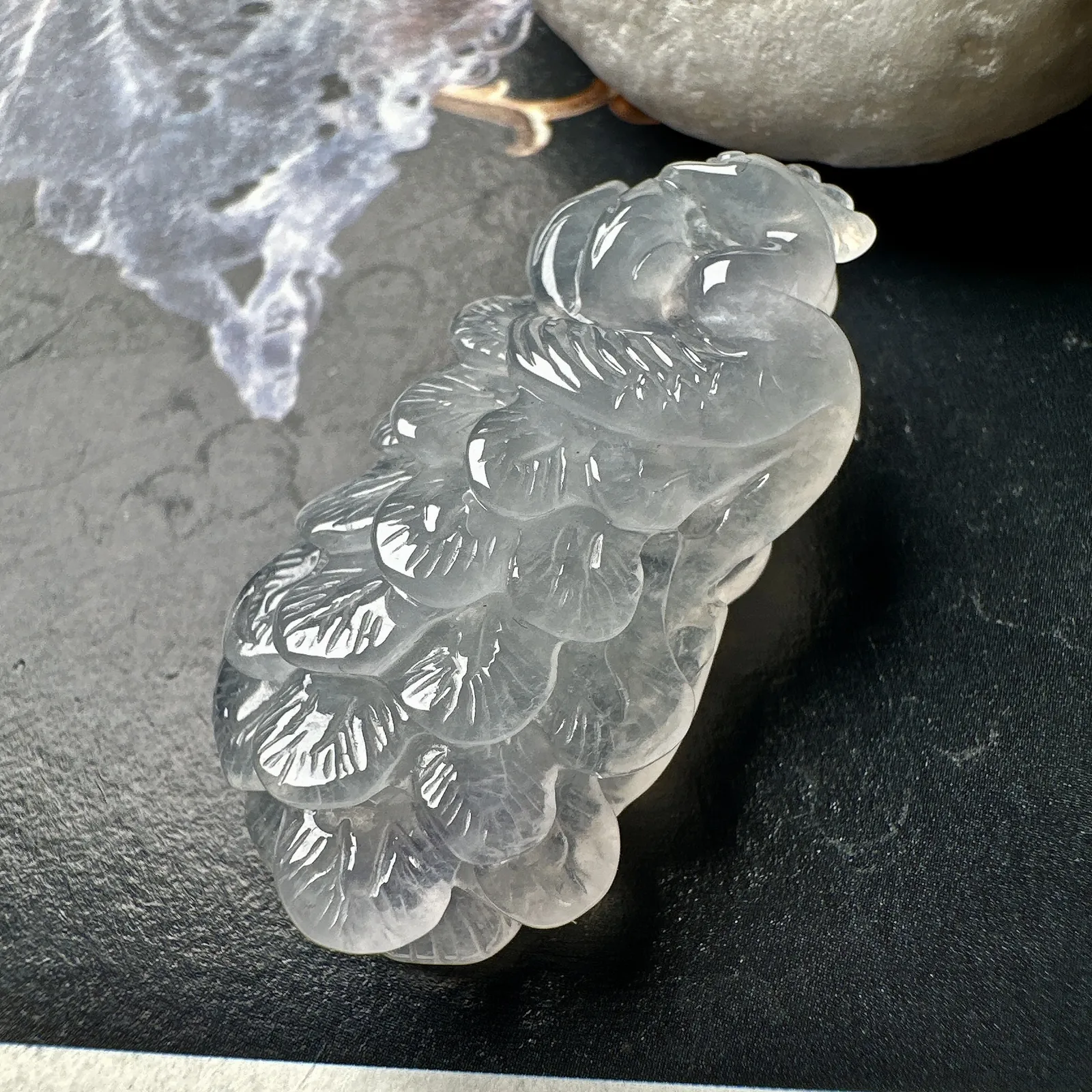 【冰种凤凰吊坠】质地冰润细腻，种老起胶，工艺相当精美，推荐入手。