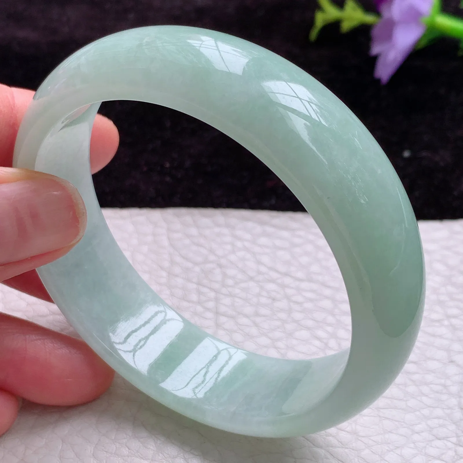 js实拍 59.5*18*7.3轮胎镯 天然翡翠甜绿百搭正圈玉手镯 平安镯