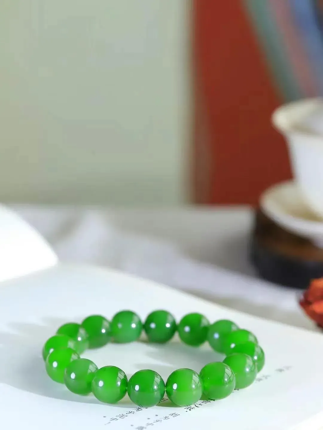【福运绵延.手串】

精品 和田玉碧玉圆珠手串，承载着千年玉文化的深厚底蕴，寓意吉祥如意、福运绵长。