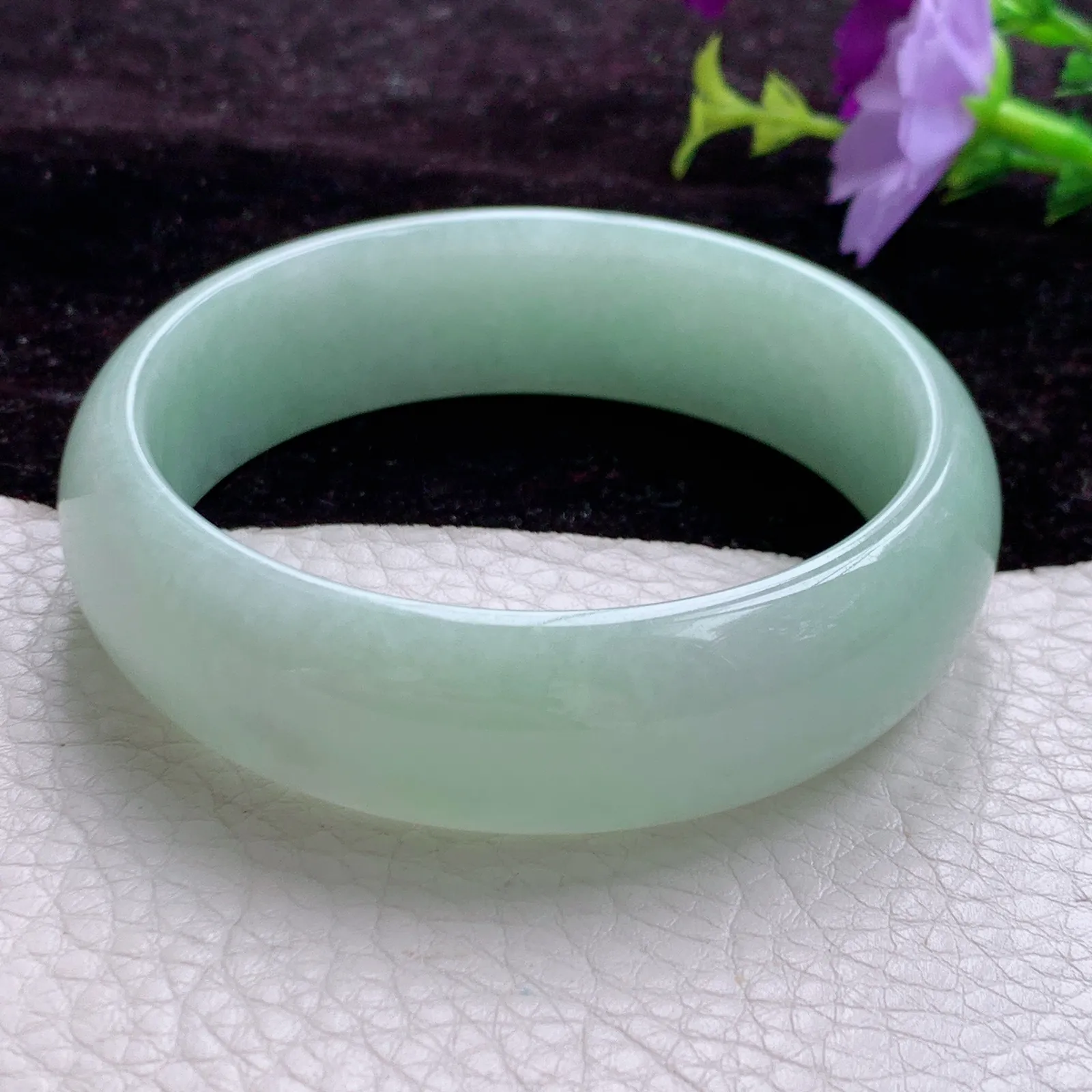 js实拍 59.5*18*7.3轮胎镯 天然翡翠甜绿百搭正圈玉手镯 平安镯