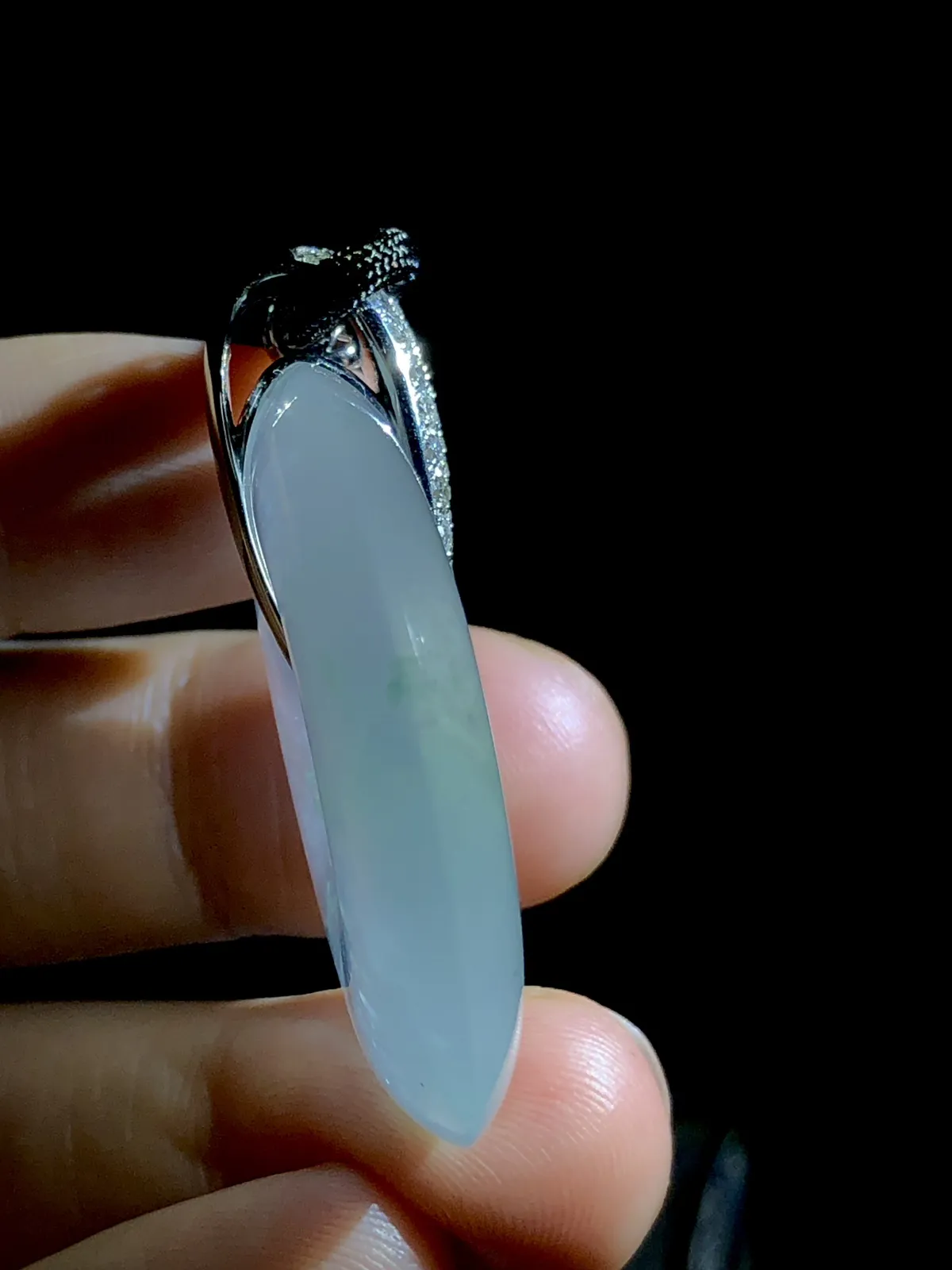 高品质平安扣子，裸石36.8-7.5mm，
18K金，南非钻，