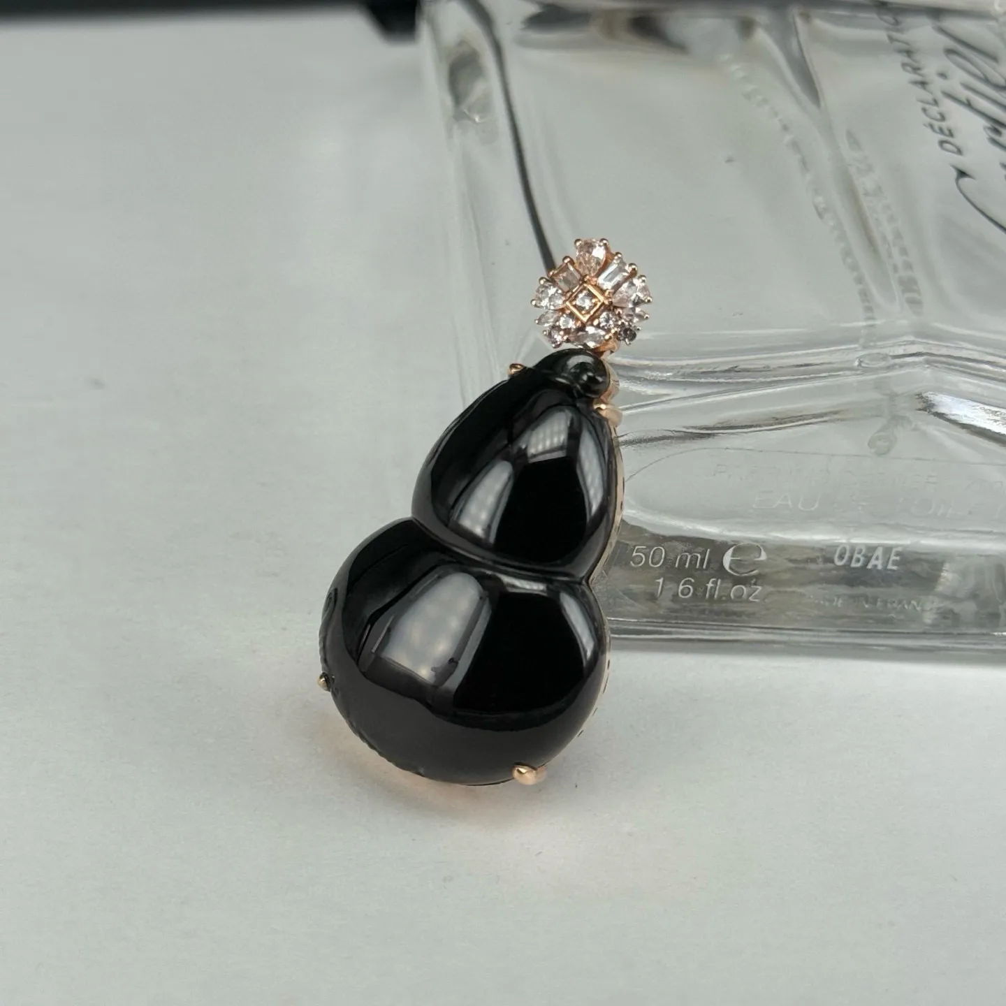 精品18k墨翠葫芦吊坠 种好色正 黑度极好 打灯通透 油性十足 尺寸40.5