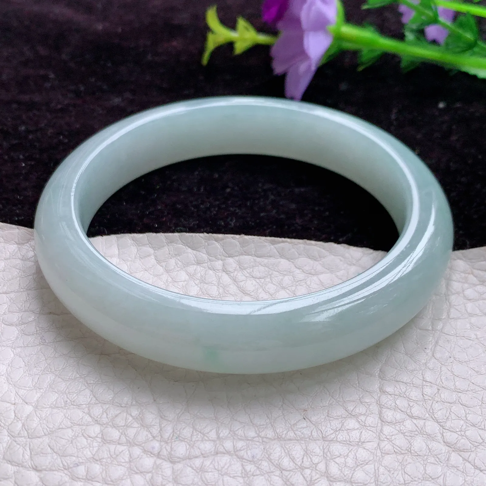 zjf实拍 大圈口60.5*12.3*9天然翡翠带底色百搭正圈玉手镯 平安镯