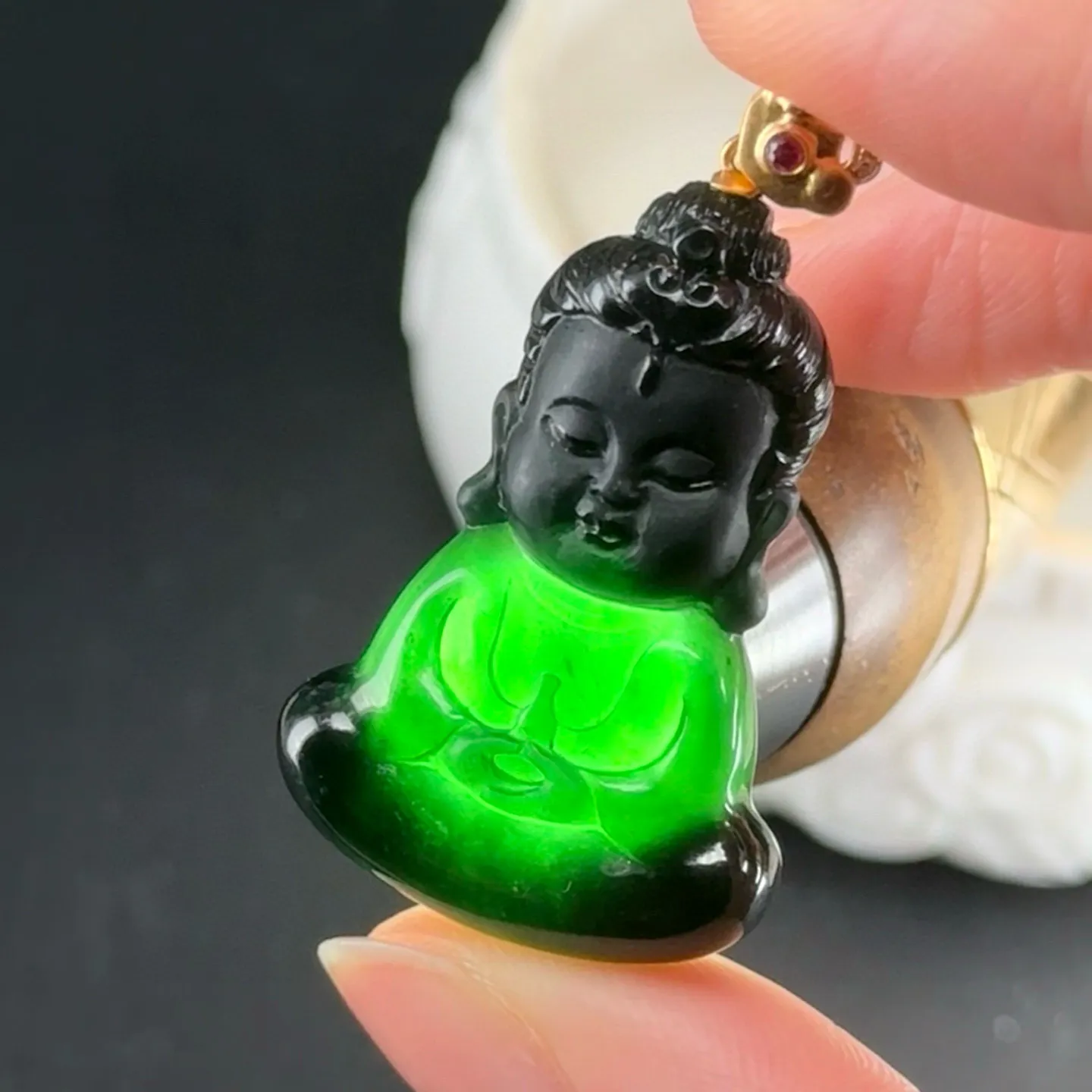 精品18k墨翠宝宝佛 种好色正 黑度极好 打灯通透 油性十足 尺寸38.2
