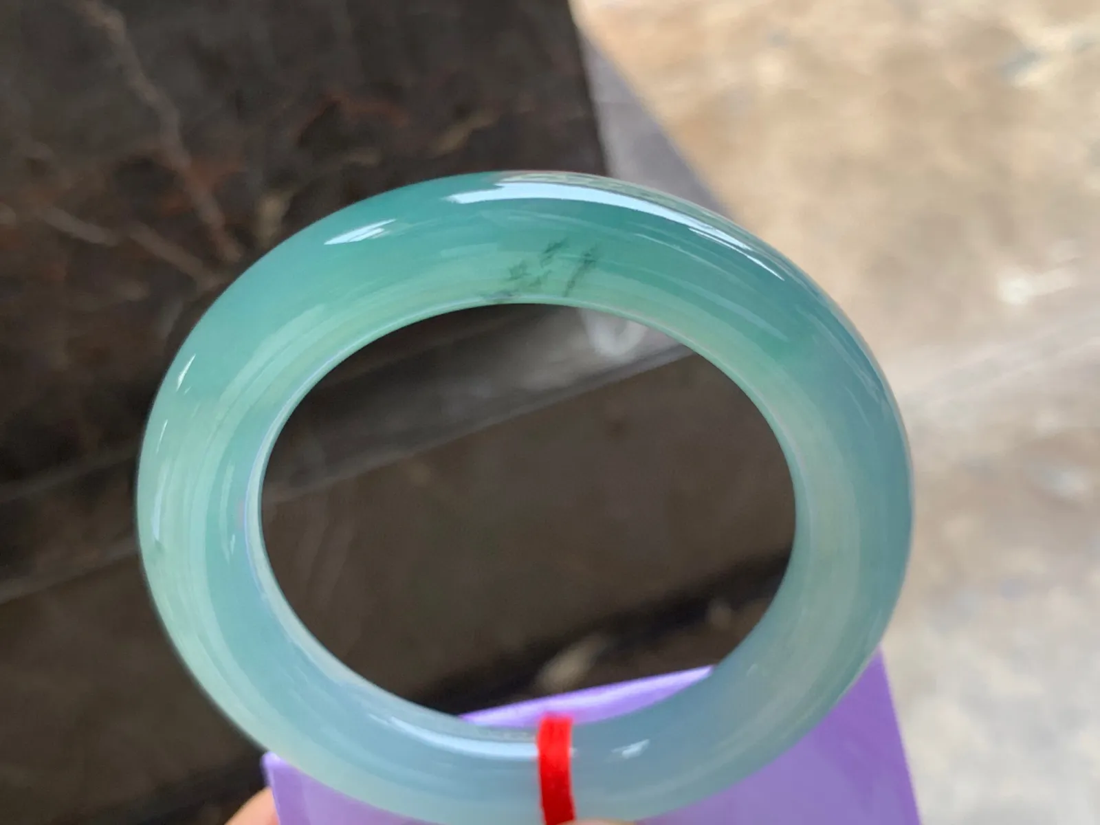 55.5-12mm
冰种晴水圆条手镯 水润冰透