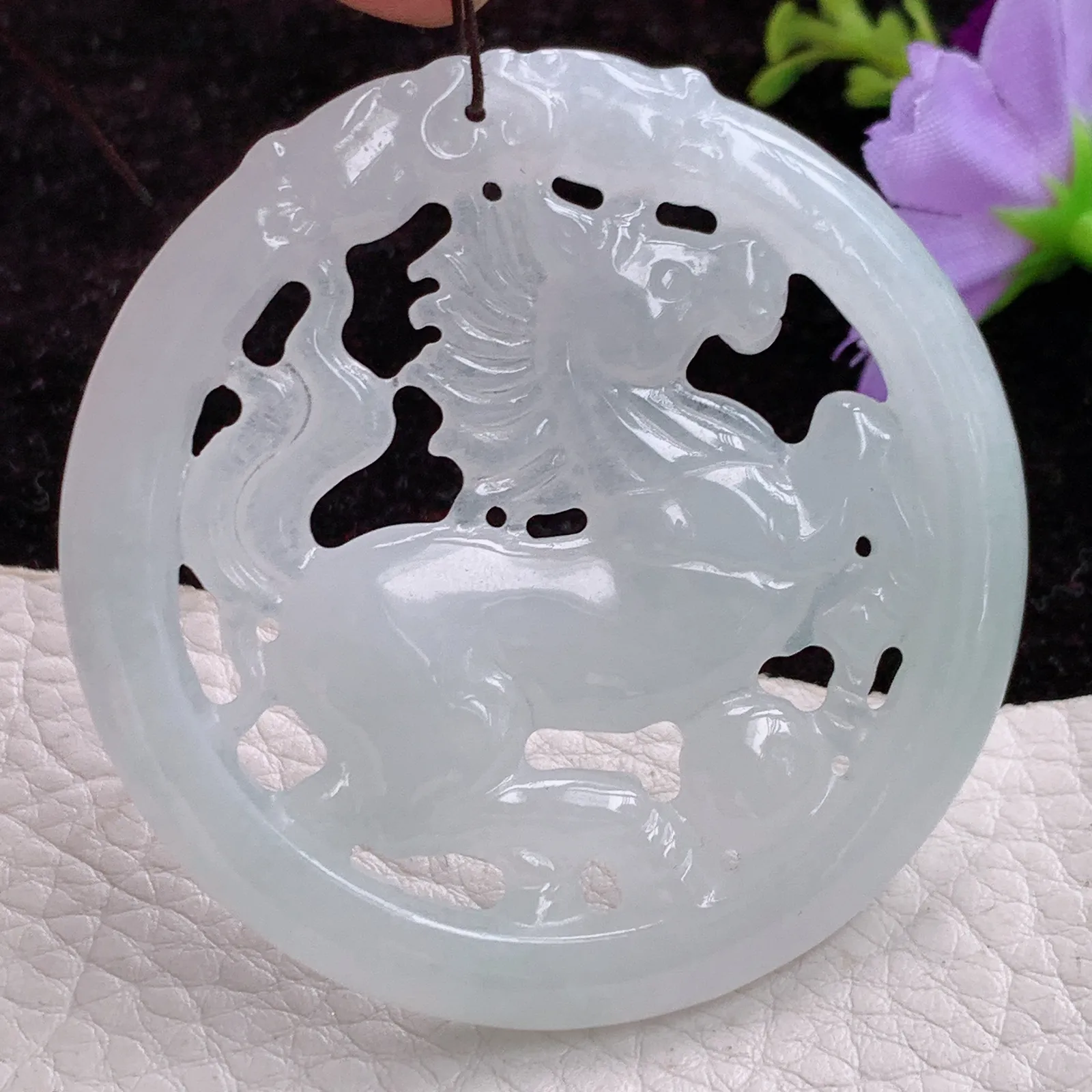 ajj实拍55*5.6缅甸翡翠精雕缕空马到功成 生肖马玉吊坠 玉挂件