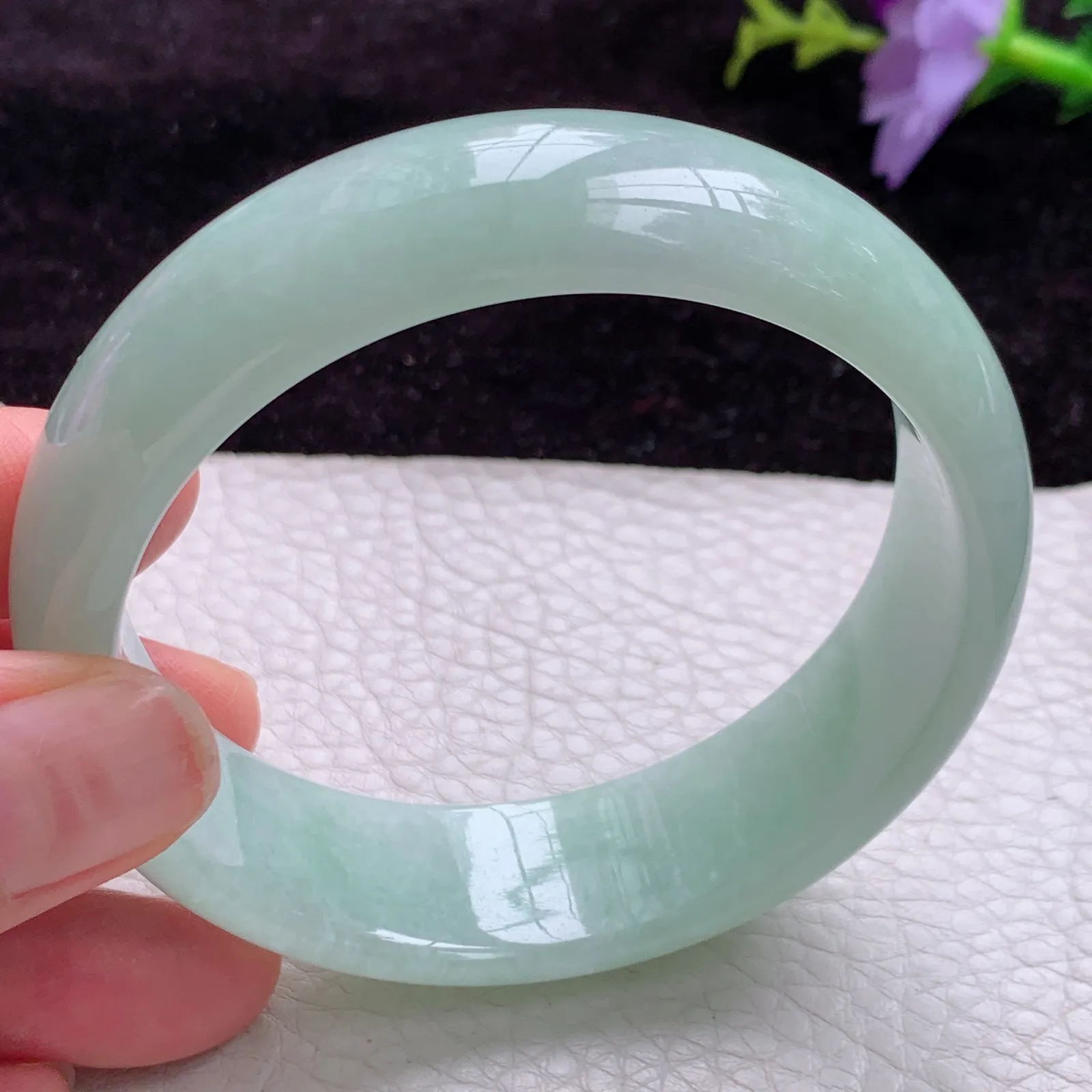 js实拍 59.5*18*7.3轮胎镯 天然翡翠甜绿百搭正圈玉手镯 平安镯