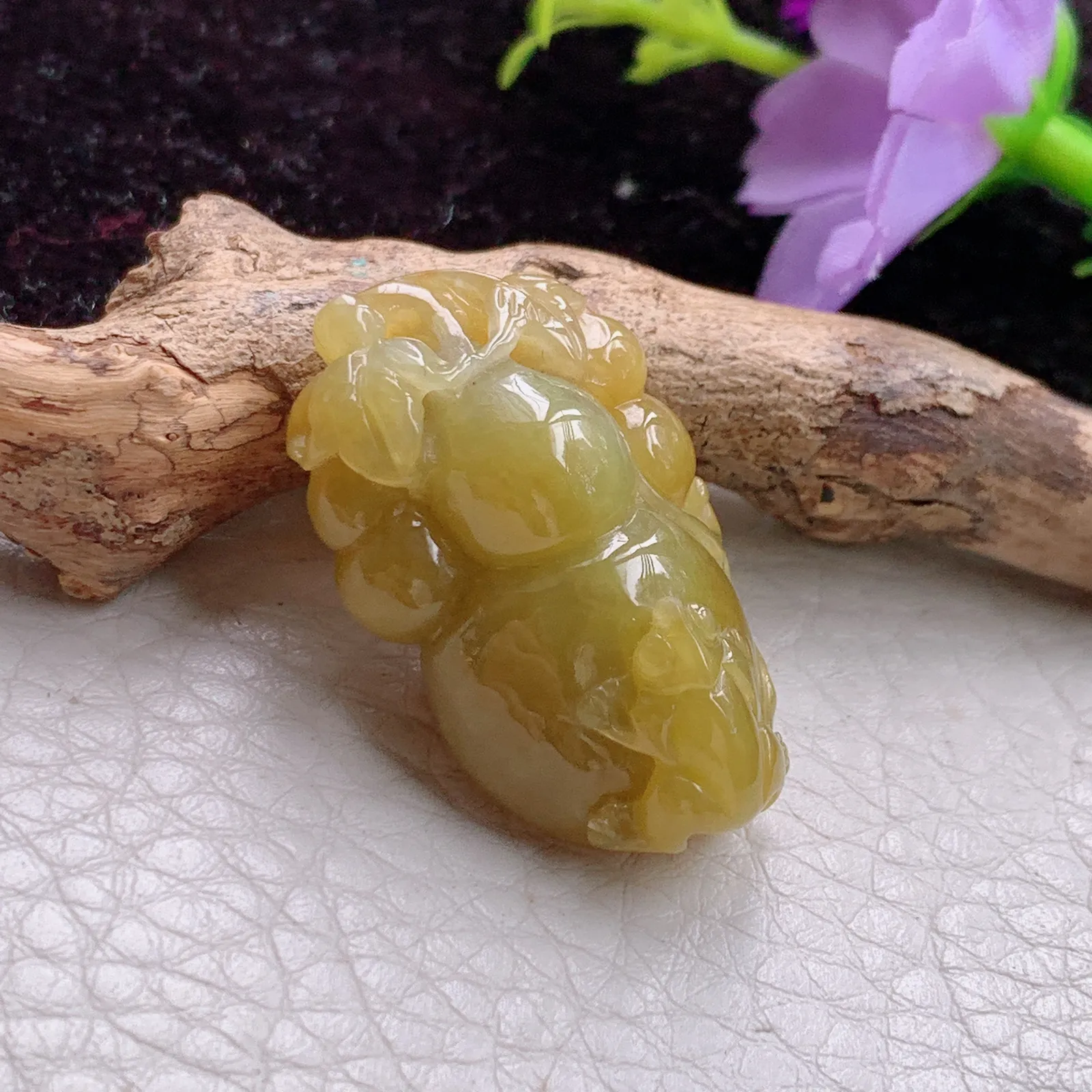 ajj实拍32.5*20*13.6缅甸翡翠精雕胶润黄翡葫芦 玉葫芦玉吊坠 玉挂件