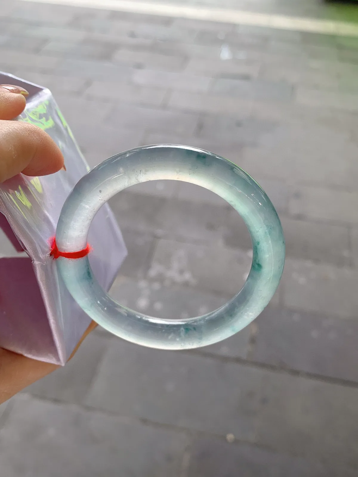 美炸天的一支小圈 .
𝟓𝟏 𝟓𝟐圈口