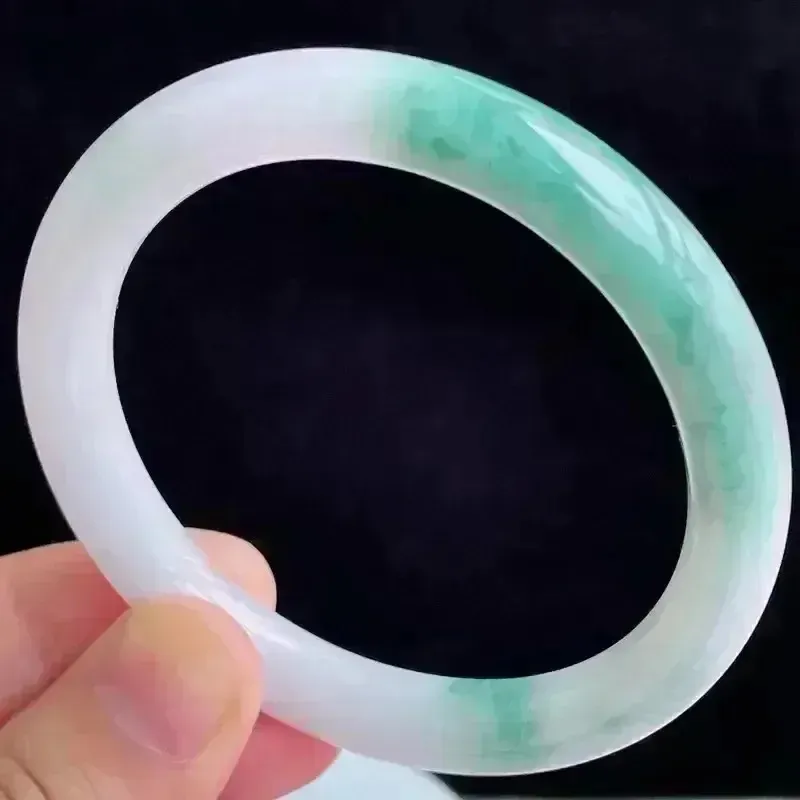 55圈好种水玉石天然翡翠A货水润有种有色飘绿手镯40.14g