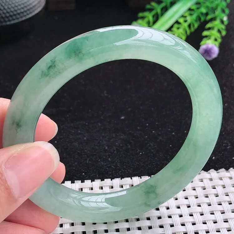自然光56圈口老坑冰透果冻胶冰晴飘花圆条手镯翡翠玉镯尺寸56/10.7/10.2