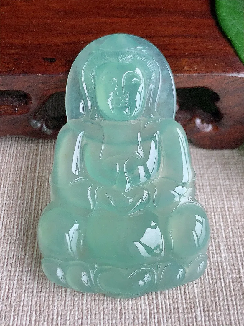 a货翡翠老坑冰种晴水正装观音吊坠 尺寸57.5×36×5.3mm 重量16.54g 0603