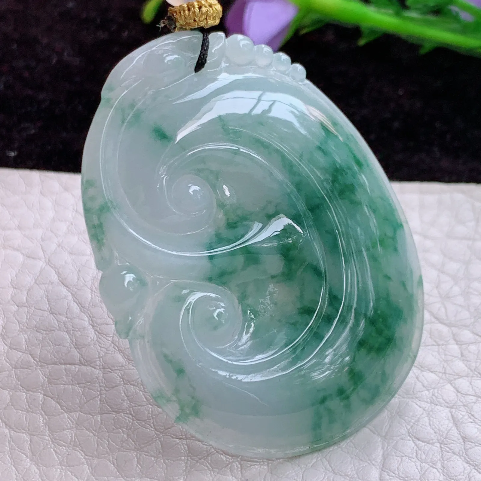 Zen实拍53.5*41.3*5.8缅甸翡翠胶感飘花饱满大如意玉吊坠 玉挂件