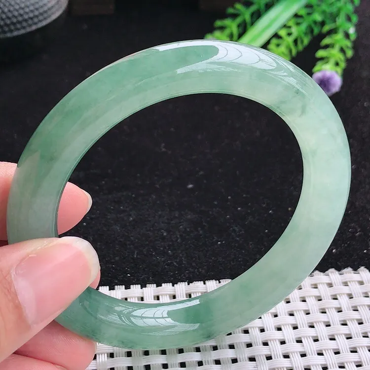 自然光56圈口老坑冰透果冻胶冰晴飘花圆条手镯翡翠玉镯尺寸56/10.7/10.2