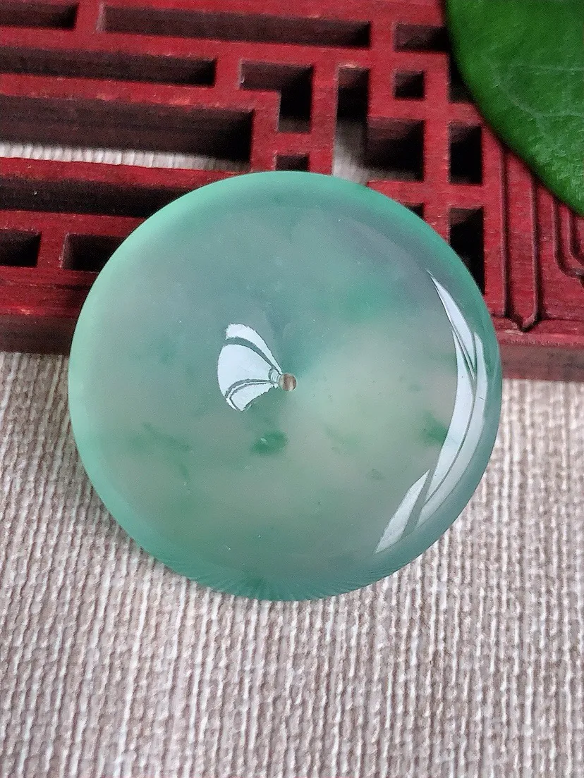 a货翡翠老坑冰种飘花平安扣吊坠 尺寸29.6×5.5mm 重量10.64g 0603