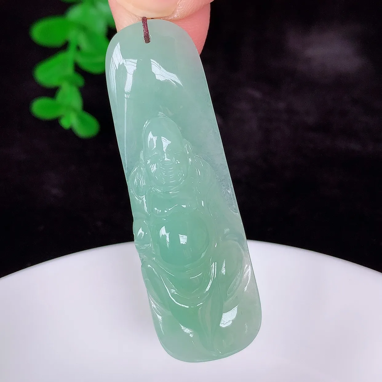 自然光实拍，冰润冰糯种果绿翡翠冰胶逍遥布袋佛吊坠，代代有钱，水足丰盈，盈满欢喜，配戴送礼佳品！#60.1
