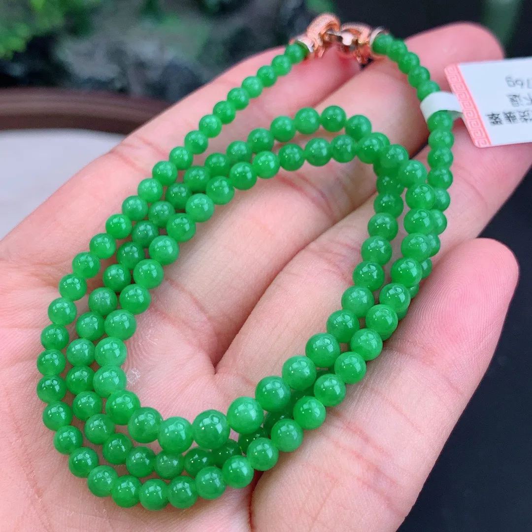 缅甸天然A货翡翠满绿圆珠项链
尺寸4mm   重13.76g