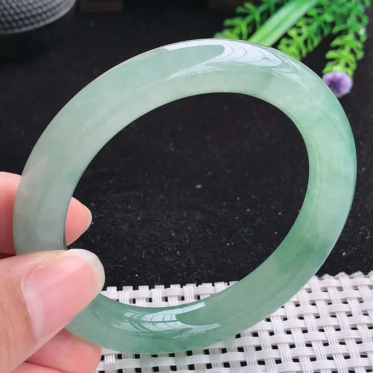 自然光56圈口老坑冰透果冻胶冰晴飘花圆条手镯翡翠玉镯尺寸56/10.7/10.2