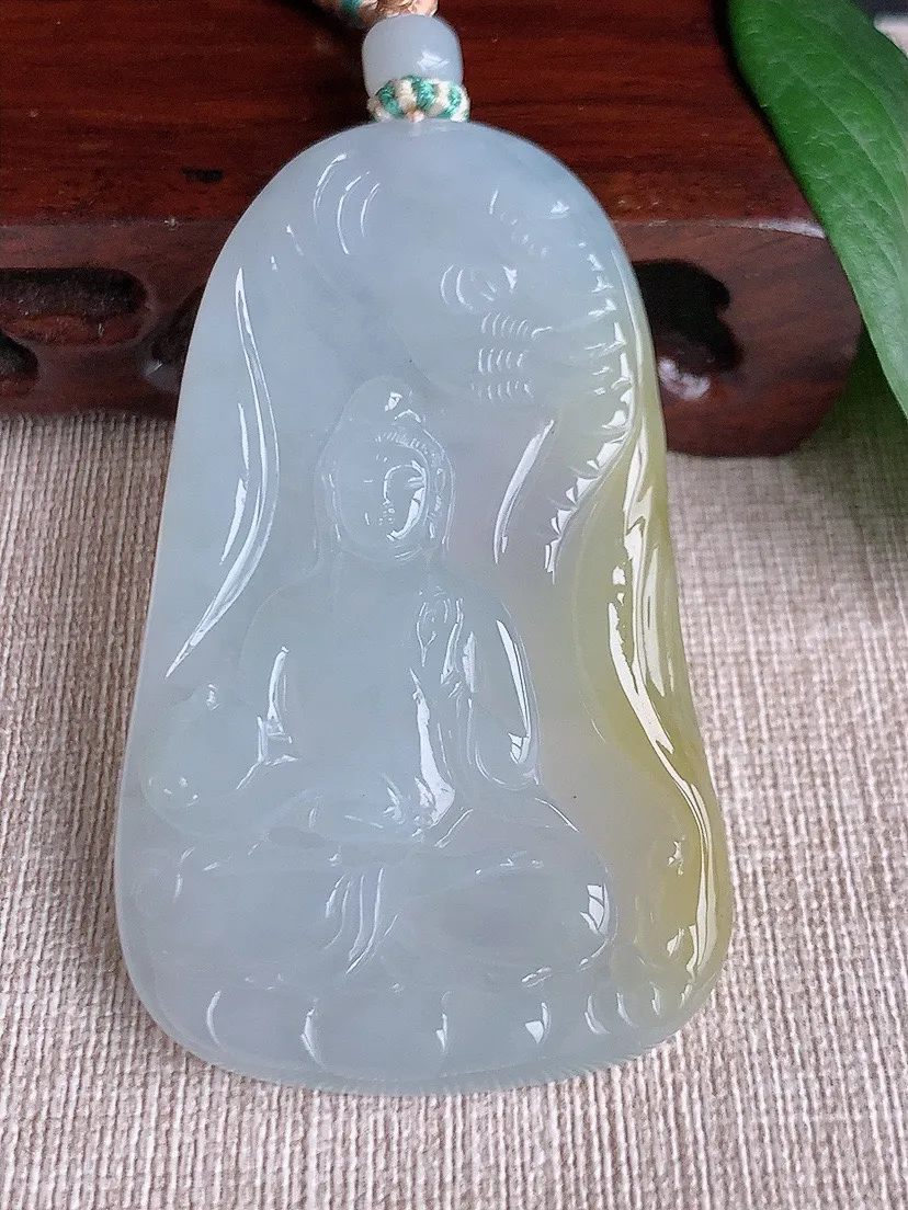 a货翡翠老坑冰种飘黄翡普贤菩萨吊坠 尺寸68.7×40.2×5.3mm 重量39.16g 0603