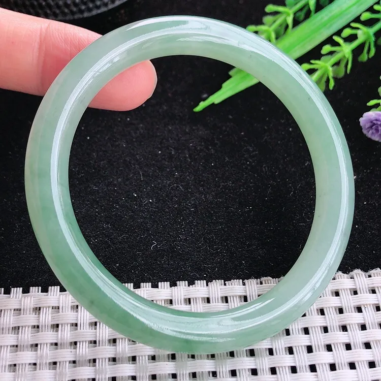 自然光56圈口老坑冰胶水灵冰晴满色圆条手镯翡翠玉镯尺寸56/8.5/8.3