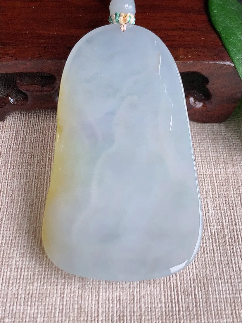 a货翡翠老坑冰种飘黄翡普贤菩萨吊坠 尺寸68.7×40.2×5.3mm 重量39.16g 0603