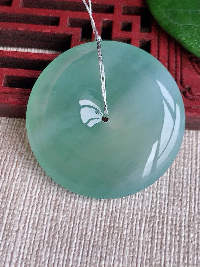 a货翡翠老坑冰种晴水平安扣吊坠 尺寸31.2×6.4mm 重量13.60g 0603
