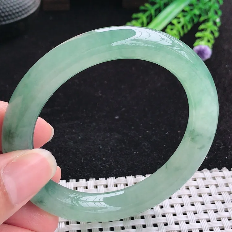 自然光56圈口老坑冰透果冻胶冰晴飘花圆条手镯翡翠玉镯尺寸56/10.7/10.2