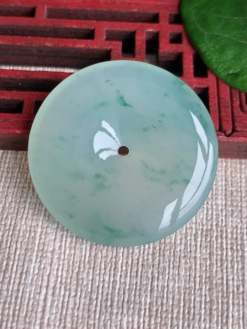 a货翡翠老坑冰种飘花平安扣吊坠 尺寸31×5mm 重量10.52g 0603