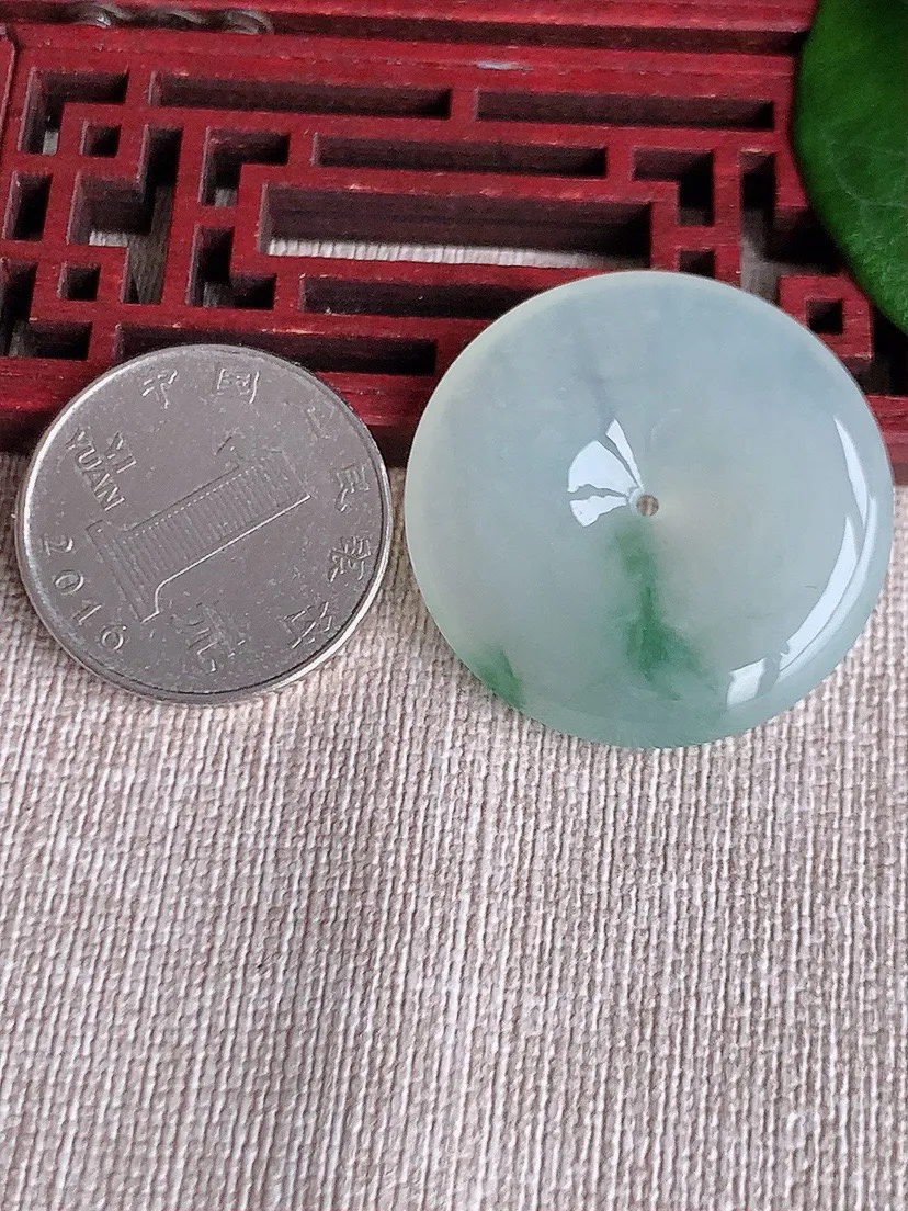 a货翡翠老坑冰种飘花平安扣吊坠 尺寸31.7×5.7mm 重量12.94g 0603
