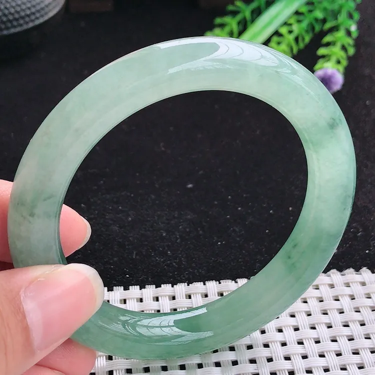 自然光56圈口老坑冰透果冻胶冰晴飘花圆条手镯翡翠玉镯尺寸56/10.7/10.2