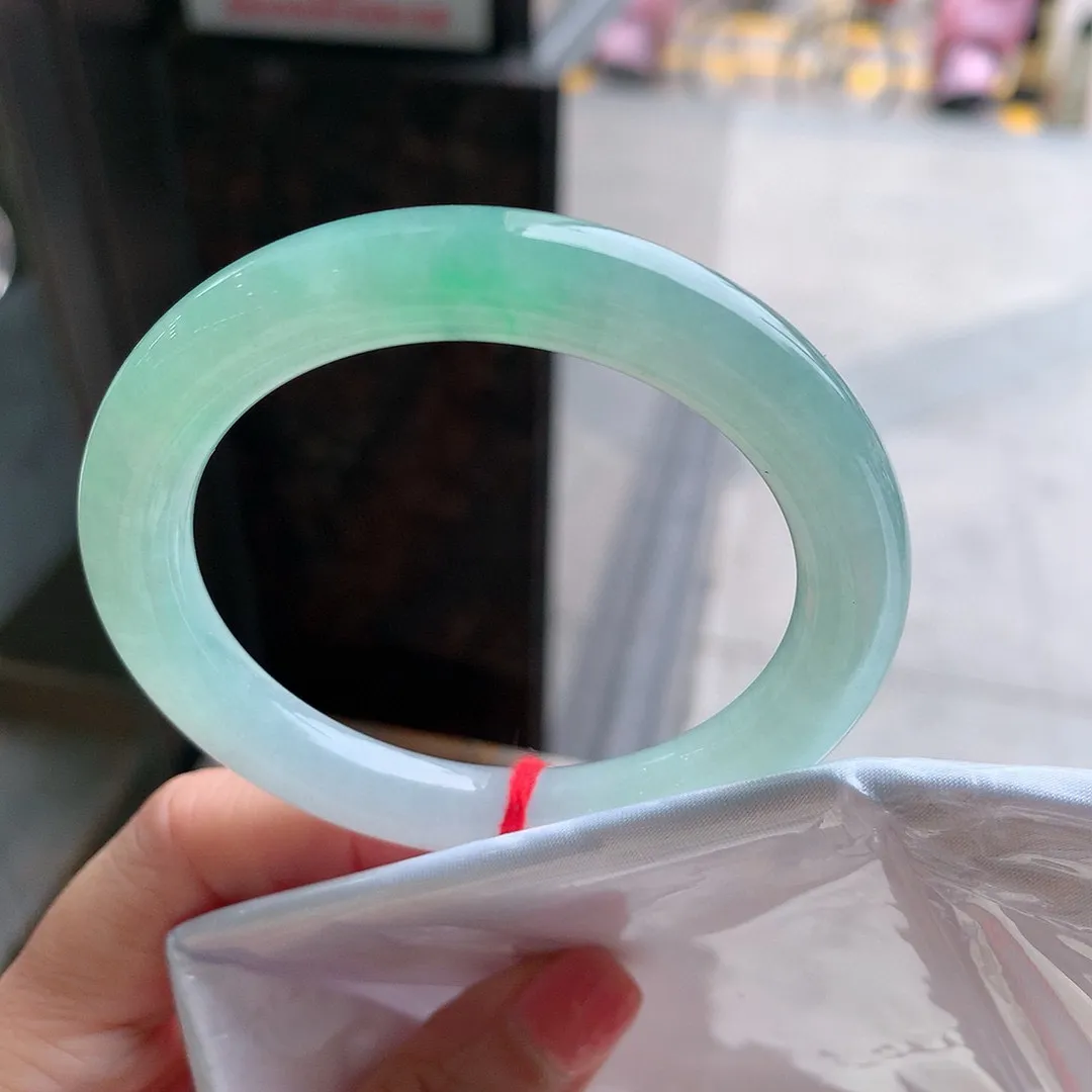 圆条高冰绿 无瑕 尺寸:54.1/9.1 种水好