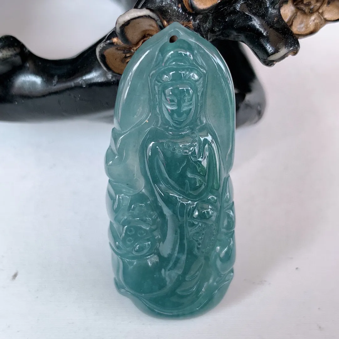自然光实拍  冰胶赐福翡翠观音 普渡众生 玉质细腻，雕工精湛#499.2尺寸50*21*7mm