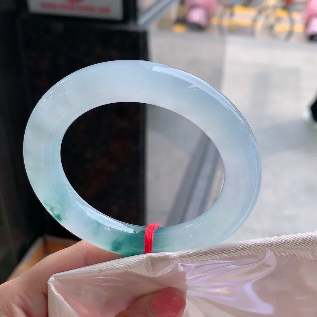圆条冰玻飘花 无瑕 尺寸:56.5/11.9花美 种水好️️