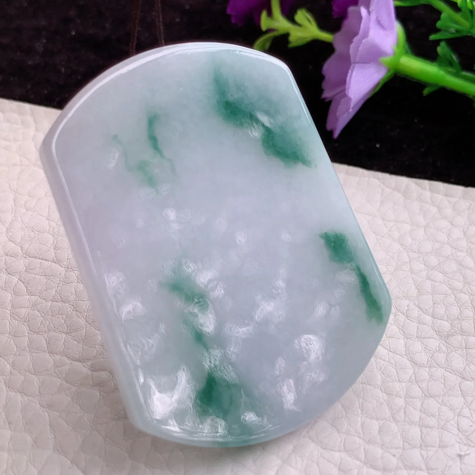 Zen实拍57*43.3*5.8天然翡翠飘花平安无事牌 素面牌玉吊坠 玉挂件