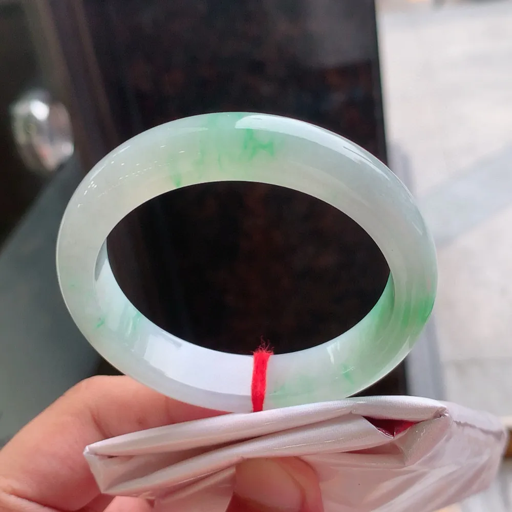 正圈冰春彩 无瑕 尺寸:54.1/12/7.9种色兼备