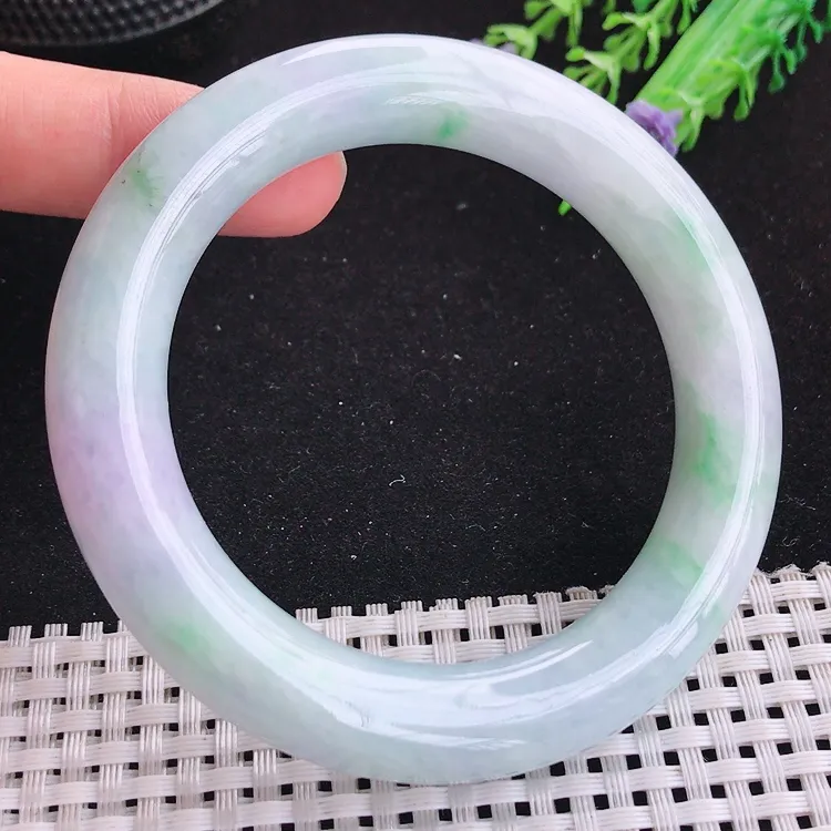 自然光58圈口老坑精美温润春带彩圆条手镯翡翠玉镯尺寸58/12.2/12