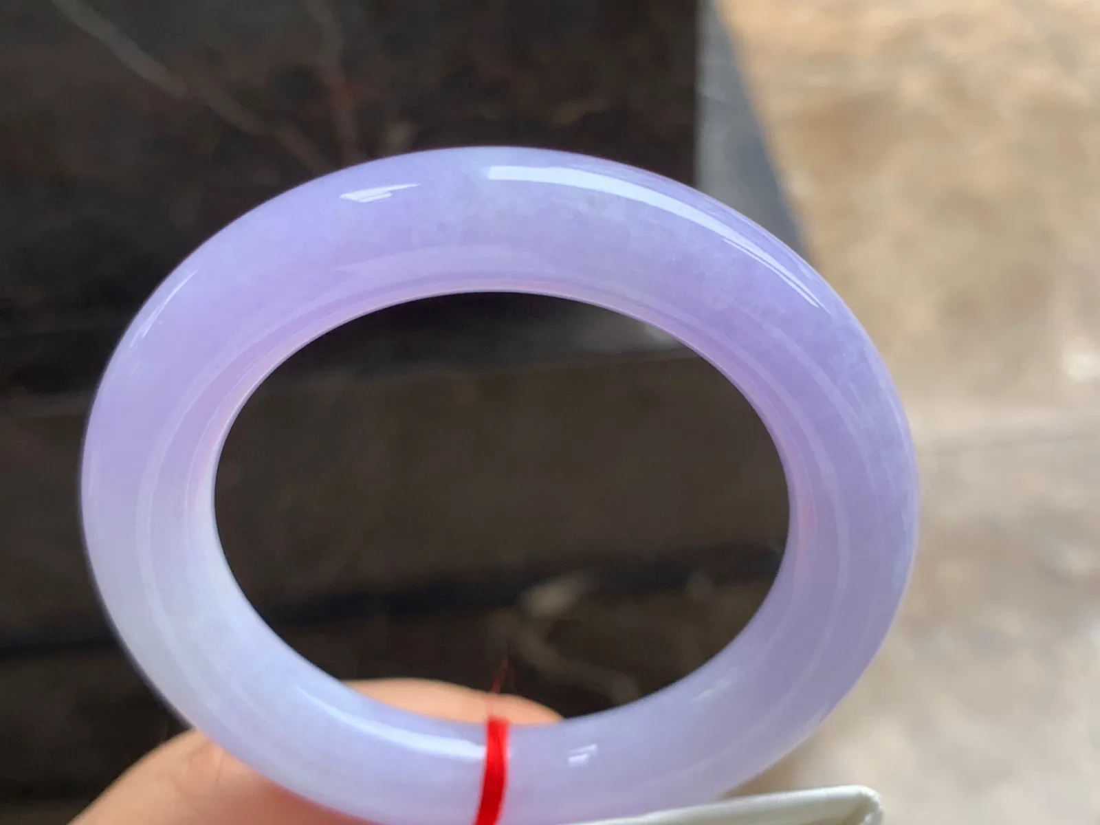 53-11mm
紫罗兰圆条手镯 底子细腻 颜色漂亮