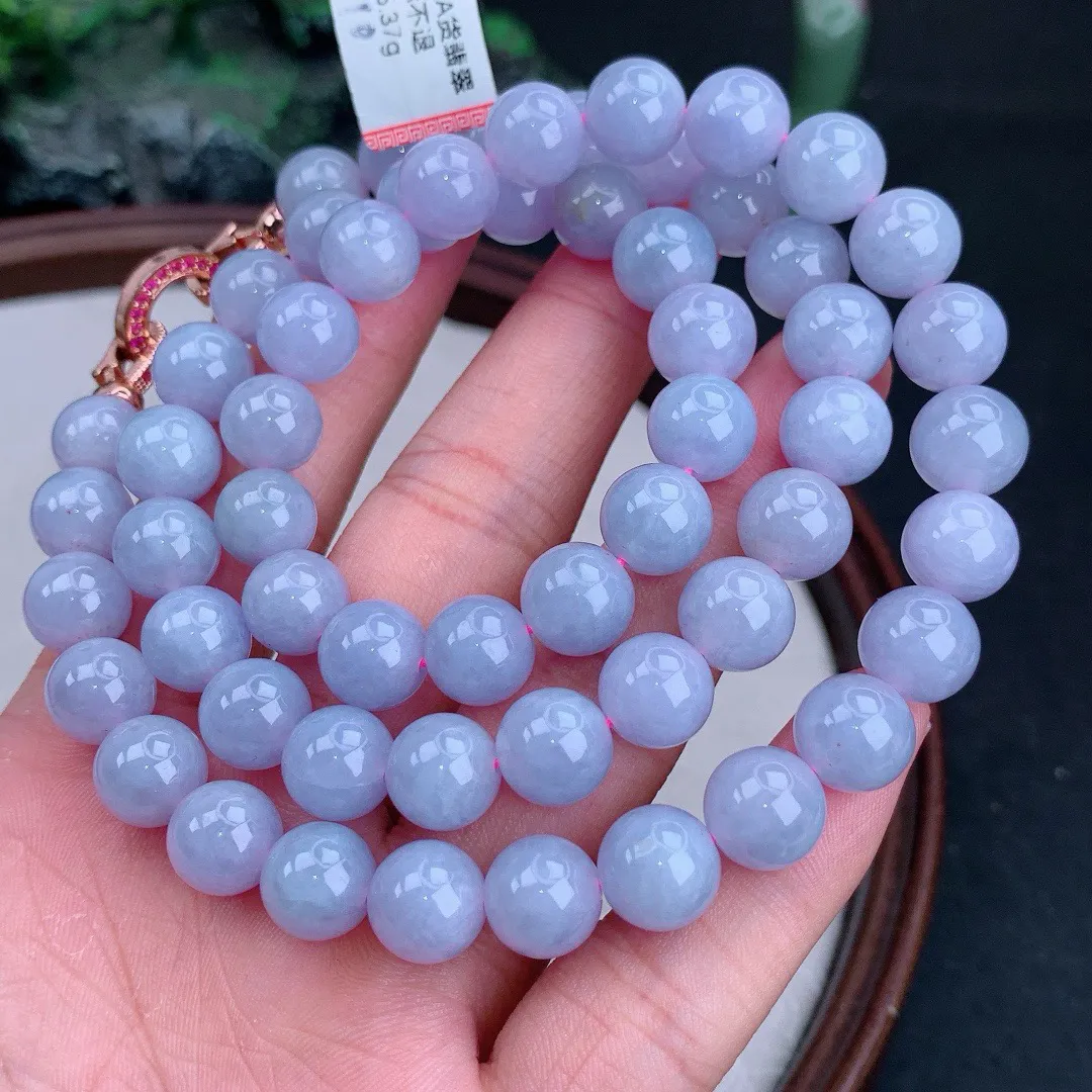 缅甸天然A货翡翠紫罗兰圆珠项链
尺寸7mm   重105.37g