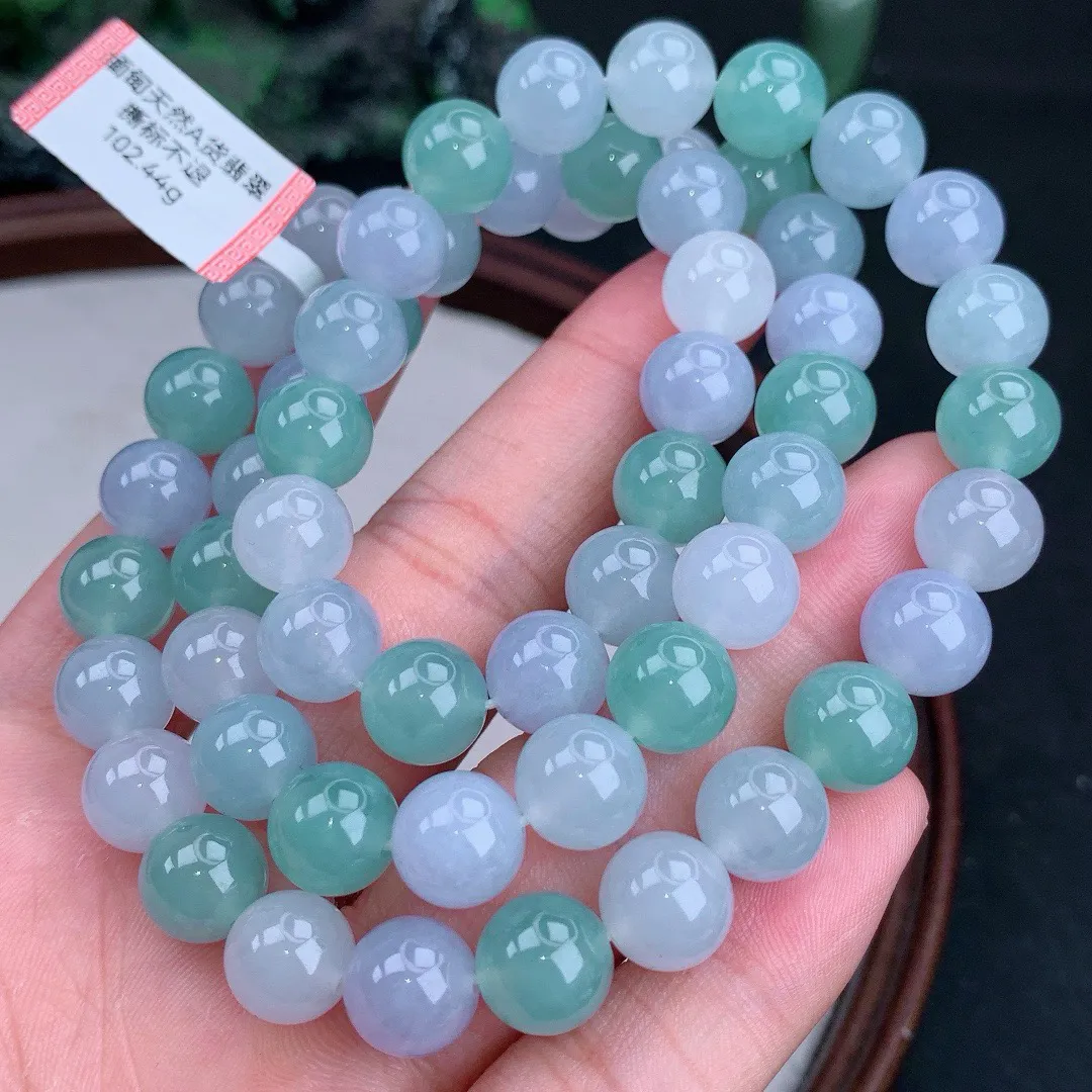 缅甸天然A货翡翠多宝马卡龙圆珠项链
尺寸10mm  重102.44g