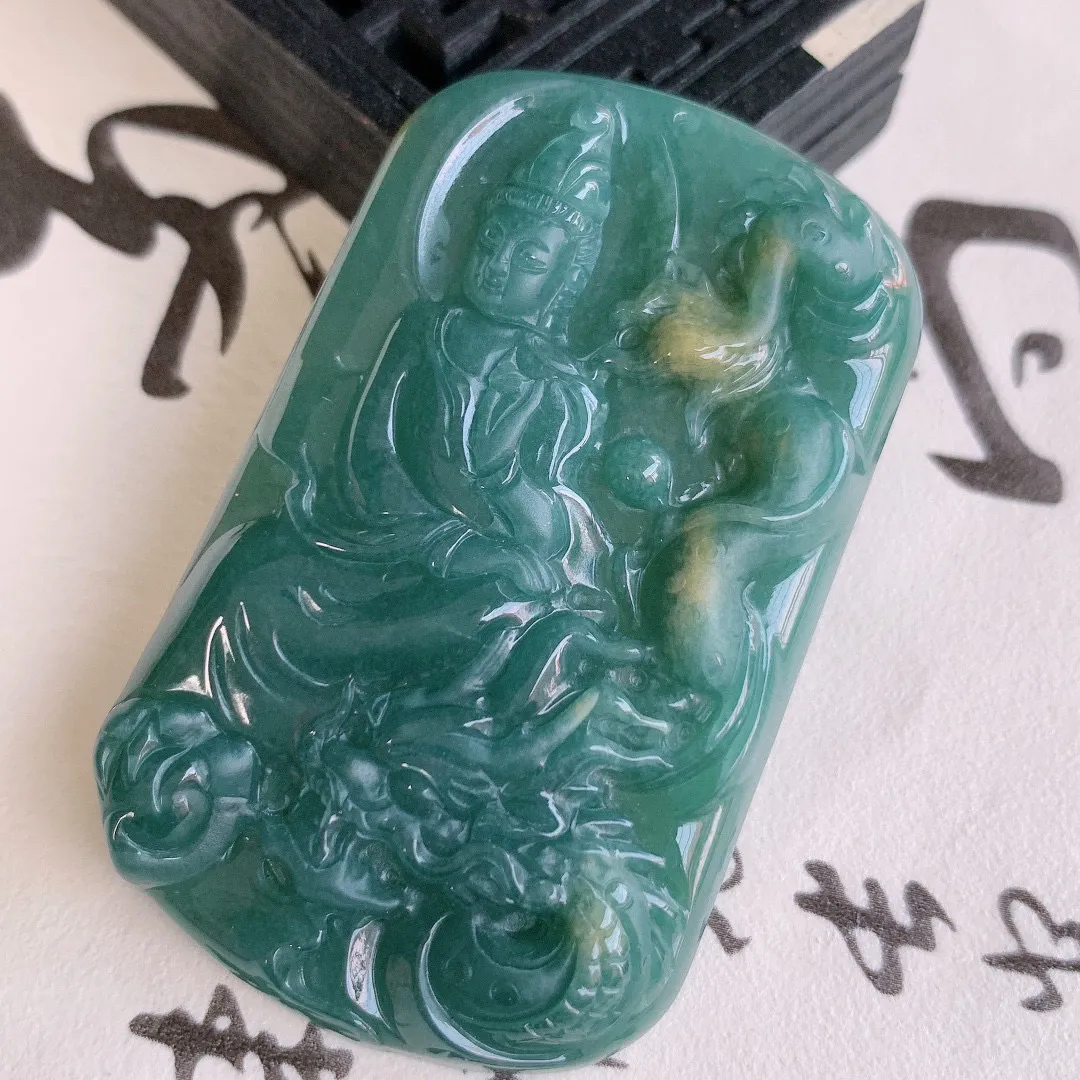 自然光实拍 冰润双彩俏色翡翠祥龙观音吊坠， 种老水足 雕工精致 慈祥端庄 美观亮丽#639.2尺寸58*35*6.8