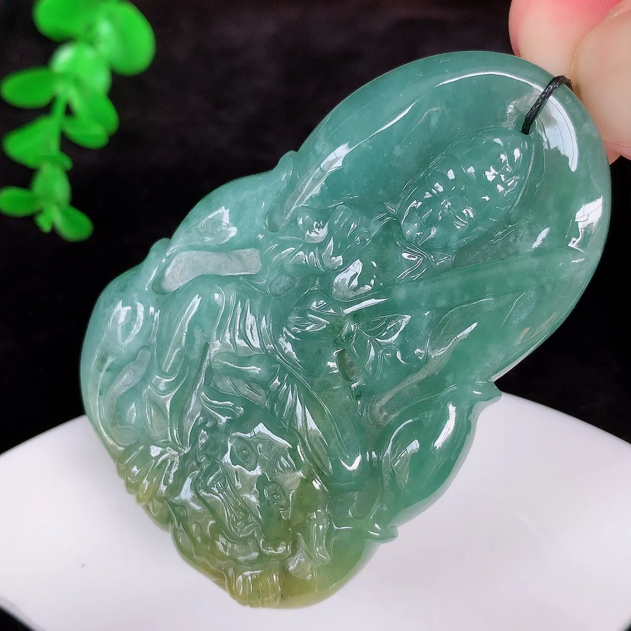自然光实拍，冰润双彩翡翠文殊菩萨吊坠，赐福观音，种老水足，水润通透 雕工精致，慈祥端庄，美观亮丽#5