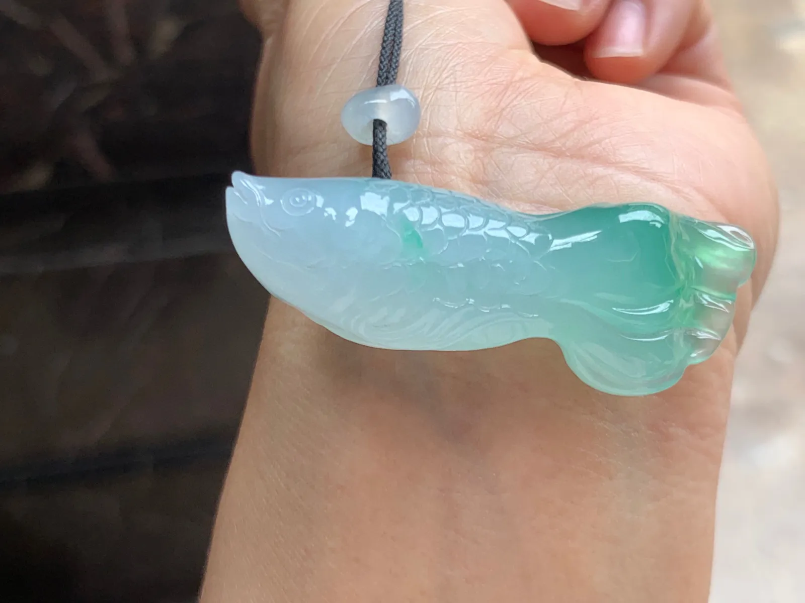 冰种晴水小鱼 温润细腻 精美灵动