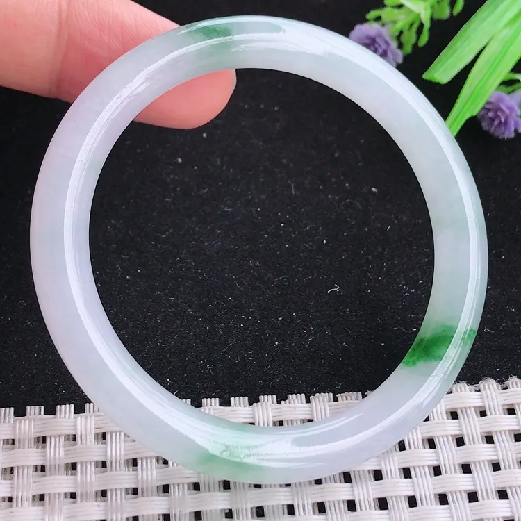 自然光50小圈口老坑精美冰胶飘绿圆条手镯翡翠玉镯尺寸50/7.5