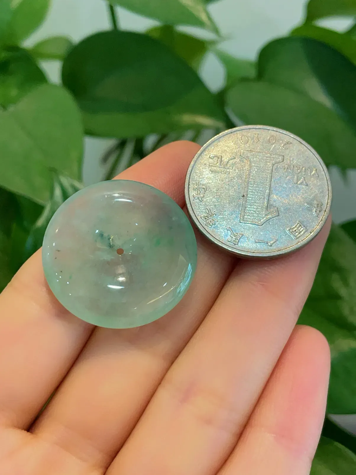 冰绿翡翠平安扣