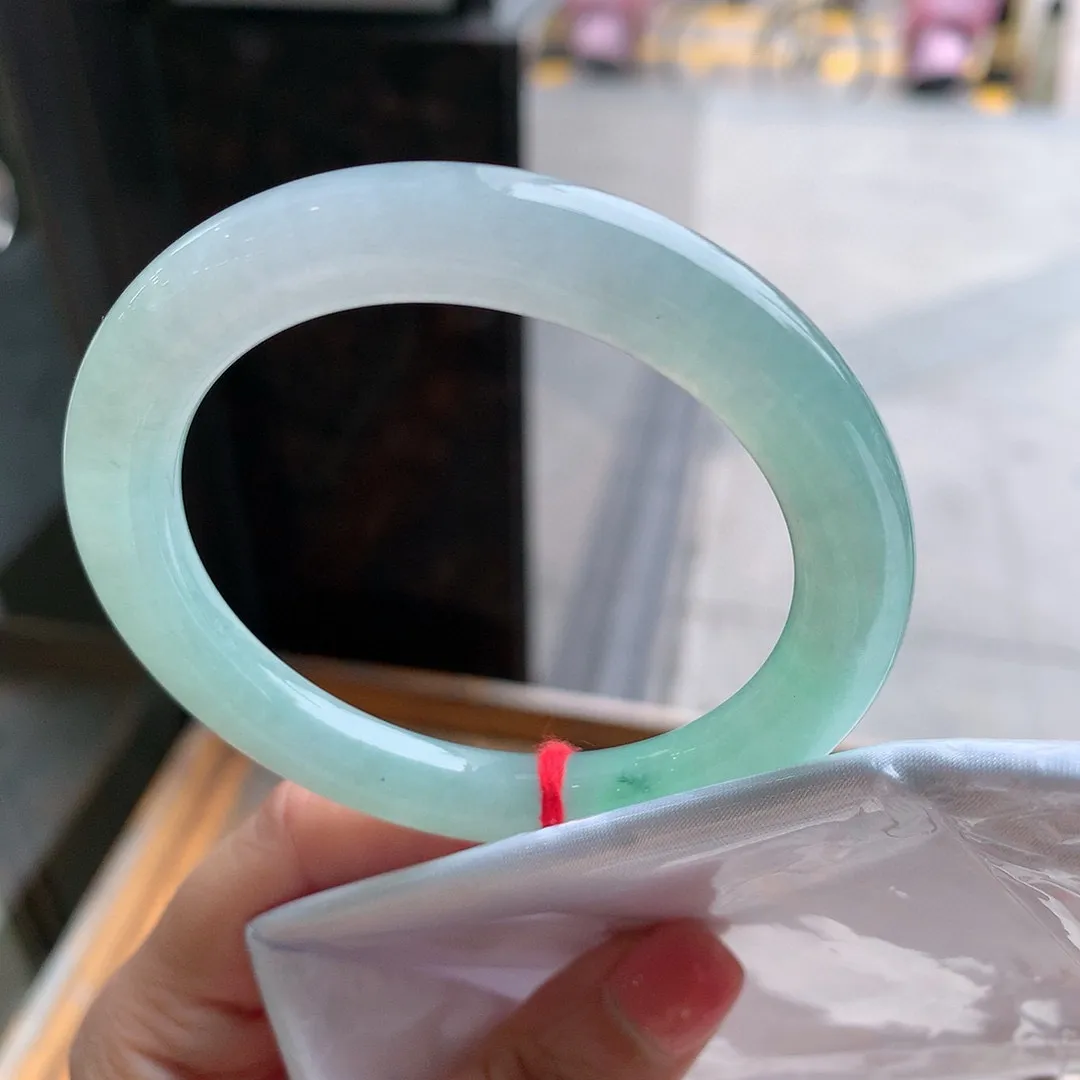 圆条高冰绿 无瑕 尺寸:54.1/9.1 种水好