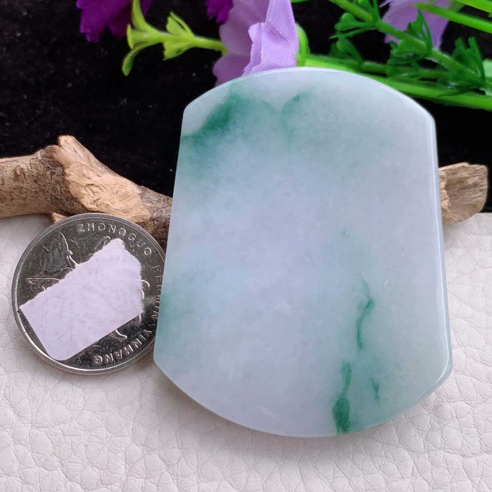 Zen实拍57*43.3*5.8天然翡翠飘花平安无事牌 素面牌玉吊坠 玉挂件